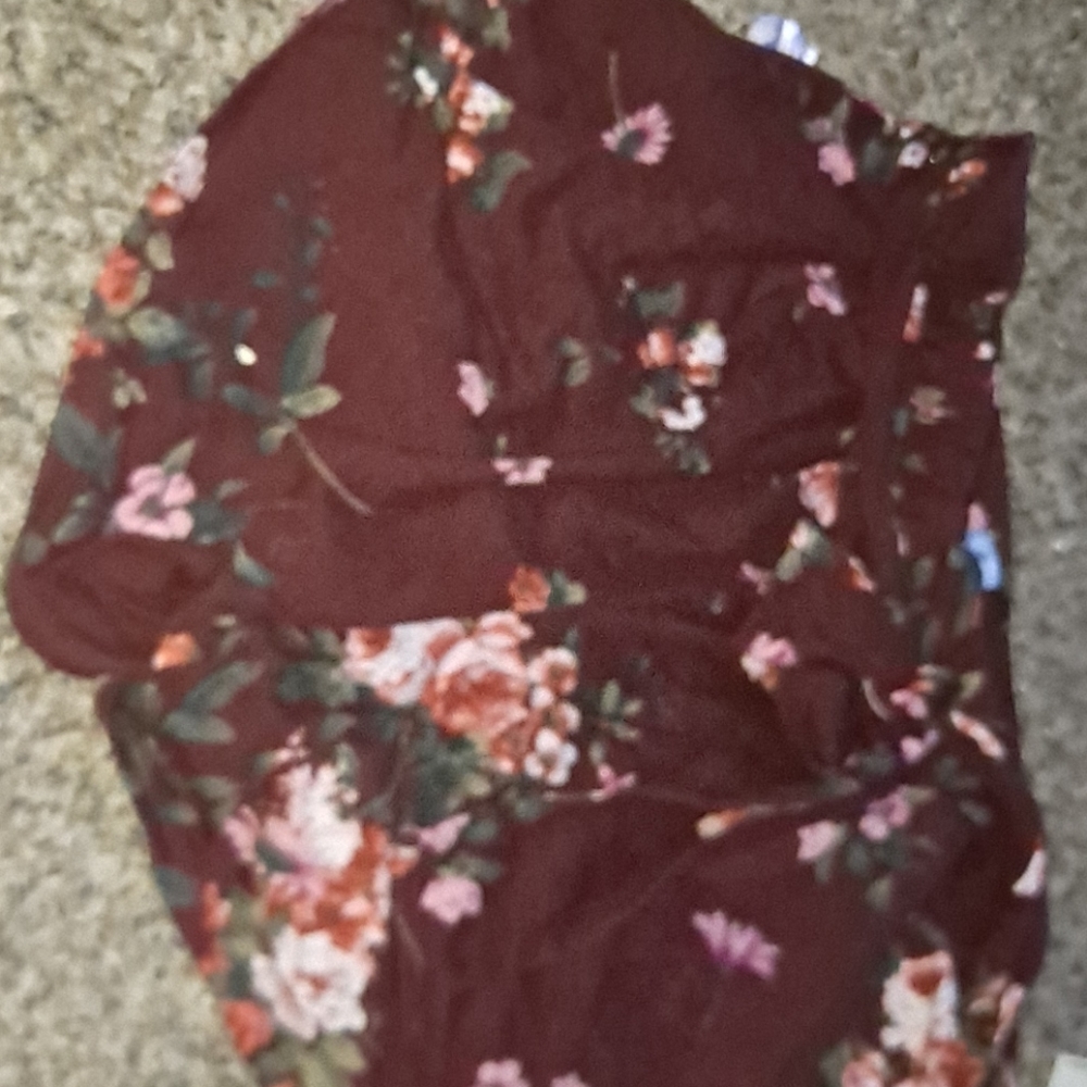 Shorts - Picture 2 of 3